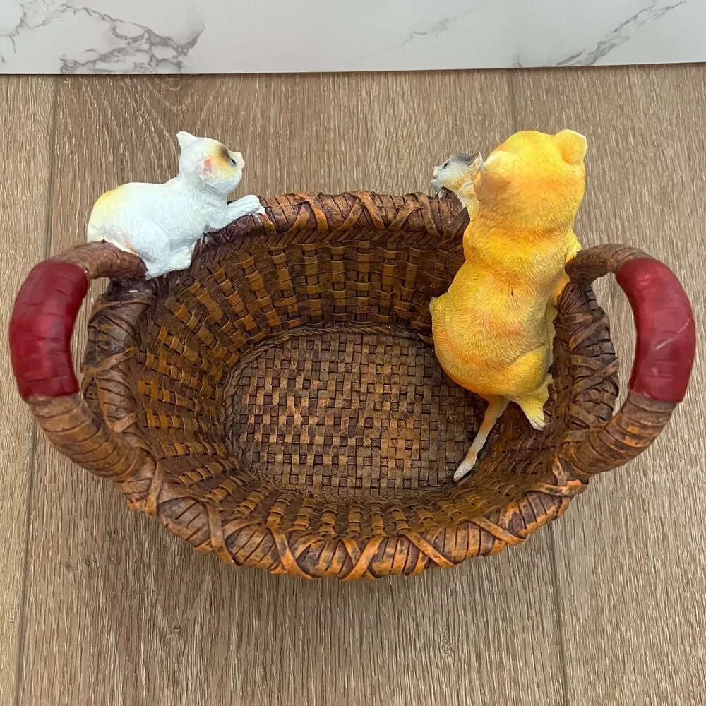 Cat Figurines Flower Basket Resin Kittens Planter Storage Wicker Style‎